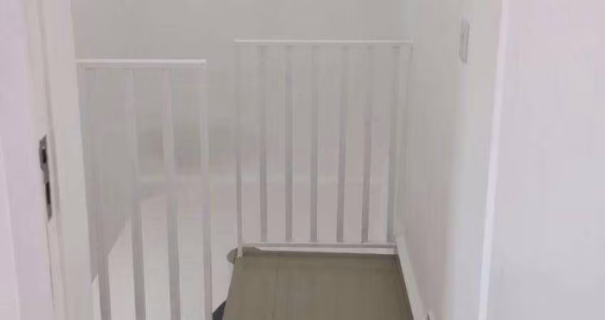 Sobrado com 2 dormitórios à venda, 68 m² por R$ 340.200 - Residencial São Francisco - São José dos Campos/SP