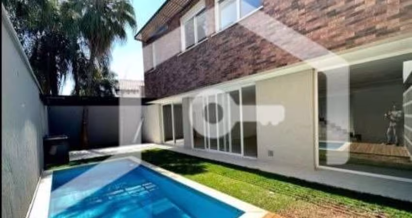 Casa em condomínio fechado com 3 quartos à venda na Rua das Barcas, 560, Alto da Boa Vista, São Paulo