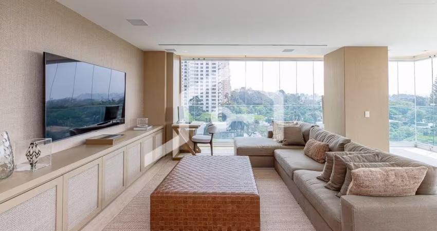 Apartamento com 3 quartos à venda na Rua Gaivota, 65, Moema, São Paulo