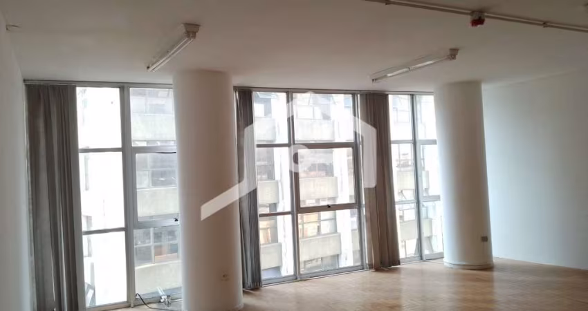 Sala comercial para alugar na Rua José Bonifácio, 24, Sé, São Paulo