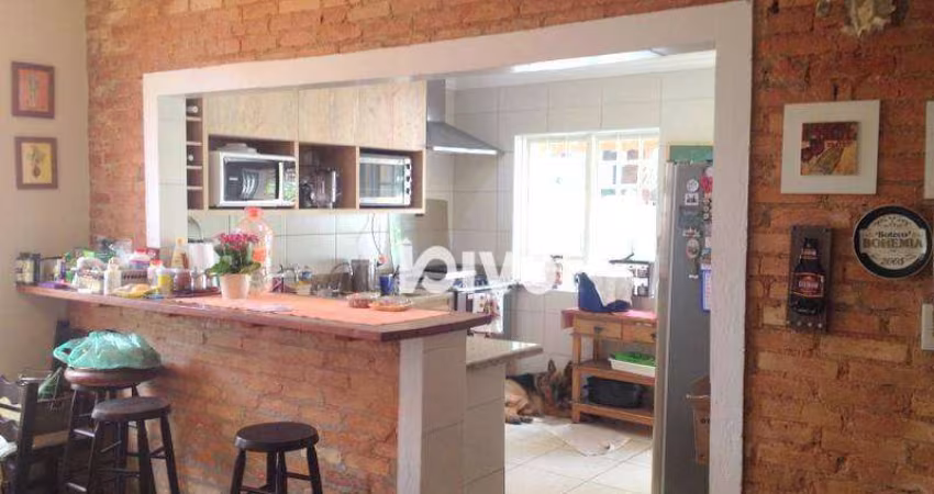 Sobrado com 3 dormitórios à venda, 370 m² por R$ 3.300.000,00 - Vila Mariana - São Paulo/SP