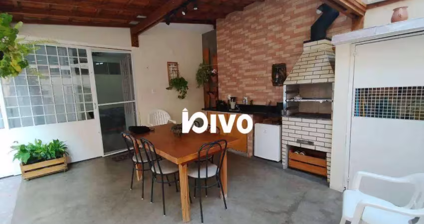 Sobrado com 3 dormitórios ( uma suíte com sacada ), 5 vagas, quintal e churrasqueira, à venda, 185 m² por r$ 2.100.000 - vila clementino - são paulo.