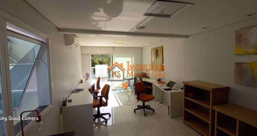 Sobrado com 3 dormitórios à venda, 226 m² por R$ 950.000,00 - Parque Renato Maia - Guarulhos/SP