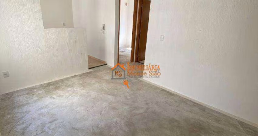 Apartamento com 2 dormitórios à venda, 40 m² por R$ 213.000,00 - Água Chata - Guarulhos/SP