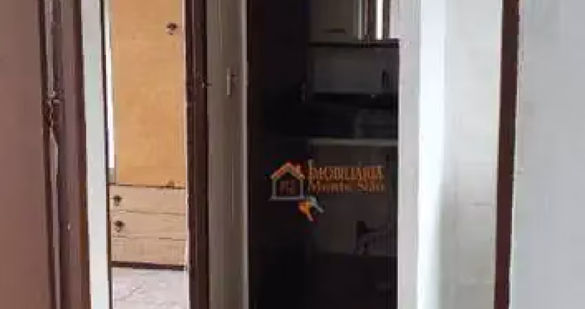 Apartamento com 3 dormitórios à venda, 67 m² por R$ 300.000,00 - Parque Cecap - Guarulhos/SP