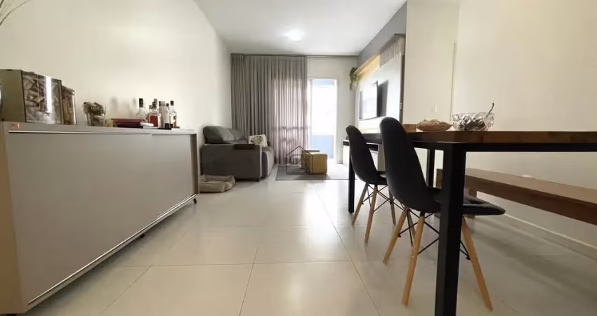 Apartamento com 02 quartos sendo 01 suíte 02 BWC localizado em Campinas, São José - SC.