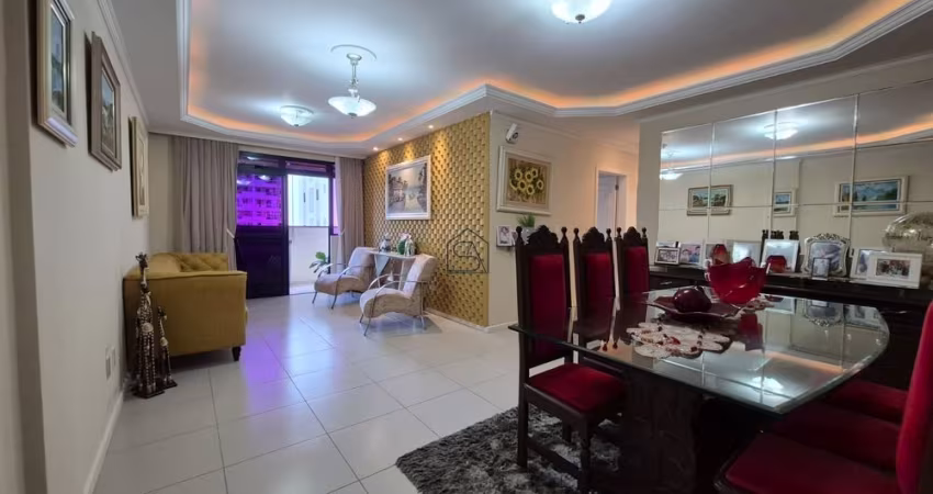 Apartamento com 02 quartos sendo 01 suíte 02 BWC localizado em Campinas, São José - SC.