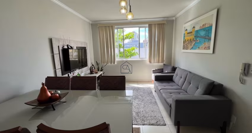 Apartamento com 03 quartos 01 BWC localizado no Kobrasol, São José - SC.