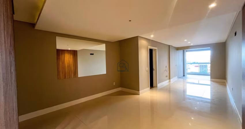 Apartamento com 03 quartos sendo 03 suítes 04 BWC localizado no Kobrasol - São José.