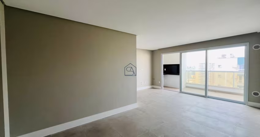 Apartamento com 02 quartos sendo 02 suítes e 03 BWC localizado em Campinas, São José - SC.