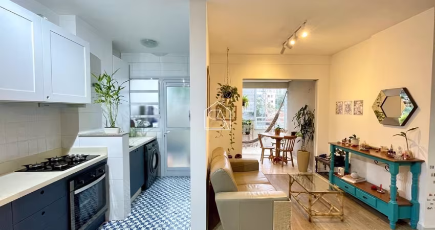 Apartamento com 02 quartos sendo 01 suíte e 02 BWC localizado no Estreito, Florianópolis - SC.