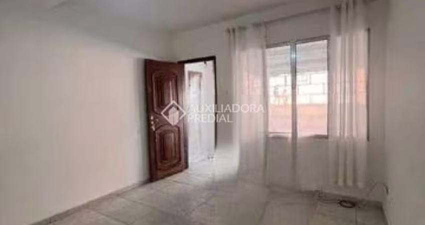 Casa com 2 quartos à venda na Rua Castro Alves, 165, Cerâmica, São Caetano do Sul