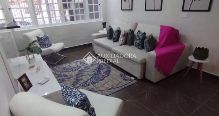 Casa com 4 quartos à venda na Travessa Guaí, 60, Vila Scarpelli, Santo André