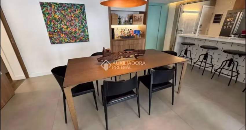 Apartamento com 3 quartos à venda na Praça Irmãos Karmam, 111, Sumaré, São Paulo