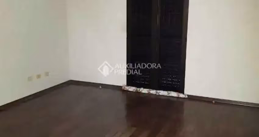 Casa com 3 quartos à venda na Miguel Lino de Morais, 126, Vila Califórnia, São Paulo