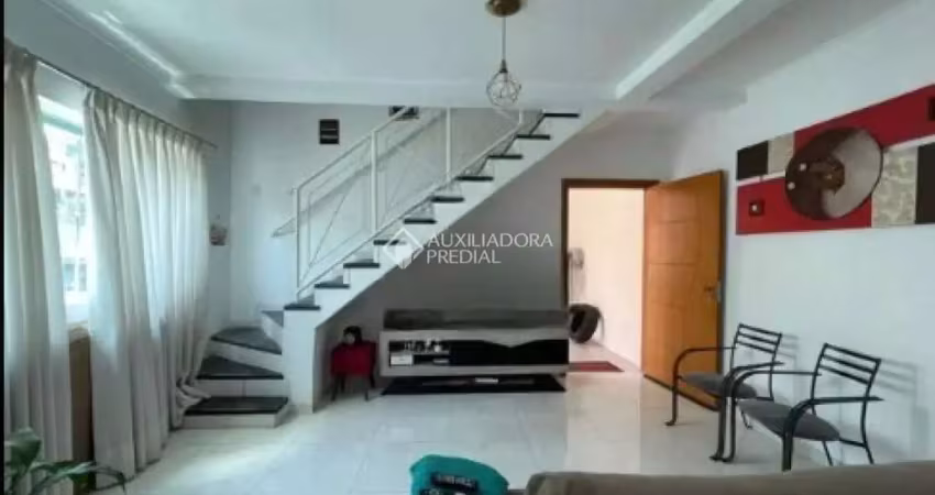 Casa com 3 quartos à venda na Maringá, 80, Nova Gerty, São Caetano do Sul