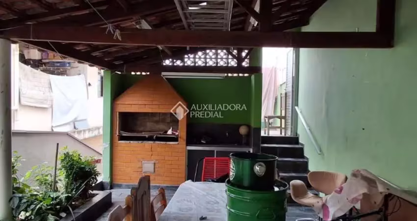 Casa com 6 quartos à venda na Rua Nestor Moreira, 265, Cerâmica, São Caetano do Sul