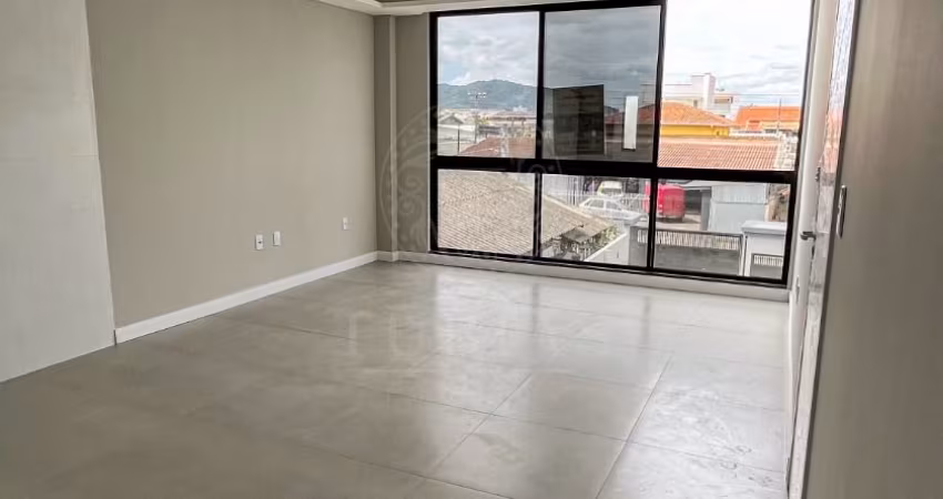 Apartamento 3 dormitórios (1 Suíte + 2 Demi)