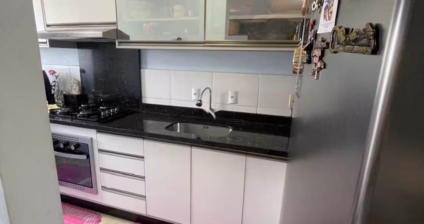 Apartamento 2 quartos no Cordeiros