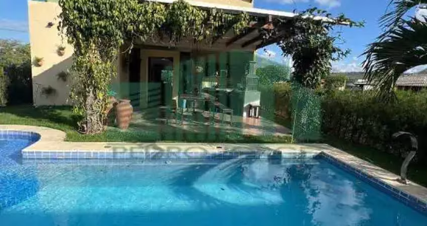 Casa de alto padrão em condomínio com 05 quartos, em gravatá/pe