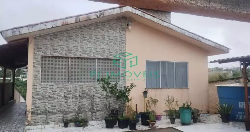 Casa com 3 quartos para alugar na Av um, Cruzeiro, Gravatá