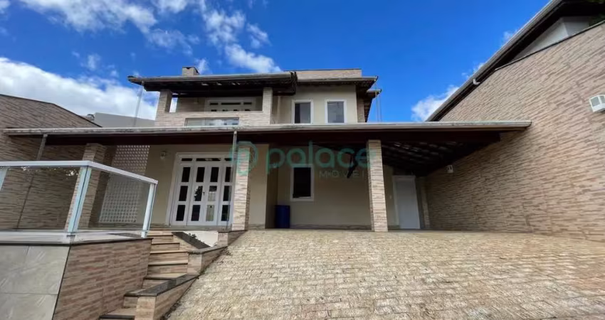 Casa com 4 quartos (sendo duas suítes), para locação no Condomínio Nova Gramado (Grama) por R$ 4.500,00 mais taxas.