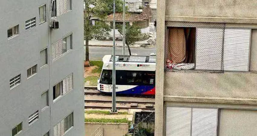 Apartamento com 2 dormitórios à venda, 62 m² por R$ 330.000,00 - José Menino - Santos/SP