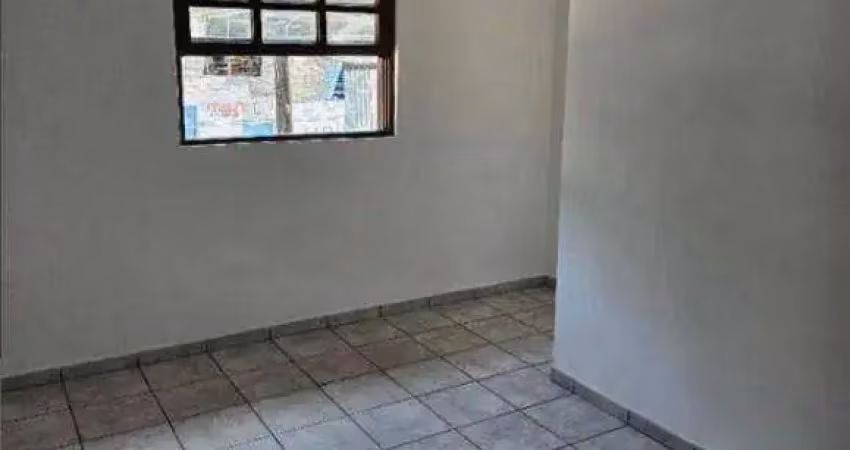 Sobrado à venda, 69 m² por R$ 305.000,00 - Saboó - Santos/SP