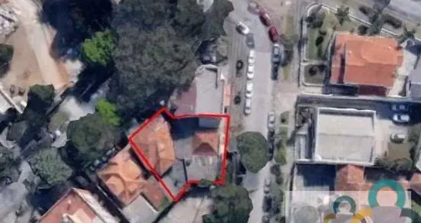 Excelente terreno de 406m2 com frente para duas ruas no centro de curitiba!