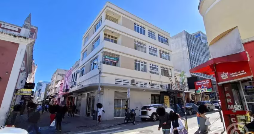 Apartamento com 2 quartos para alugar na Rua Álvaro de Carvalho, 101, Centro, Florianópolis
