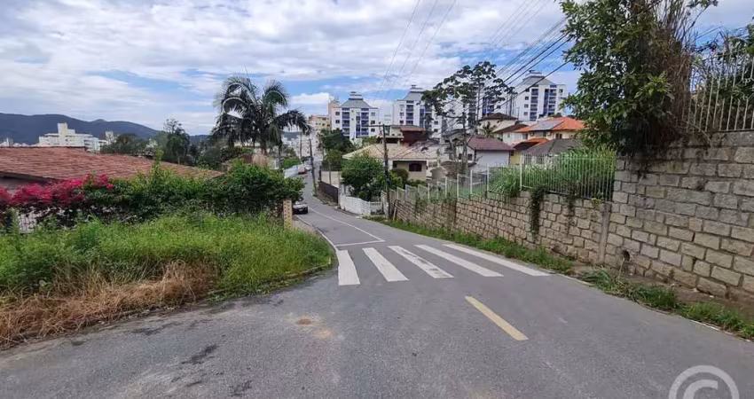 Terreno amplo para alugar em florianópolis, perfeito para expandir o seu negócio