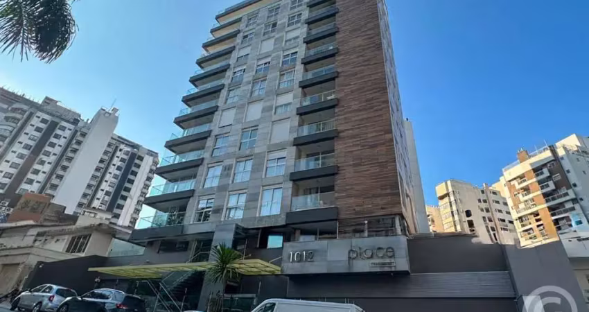 Apartamento com amplo espaço e conforto no centro de florianópolis