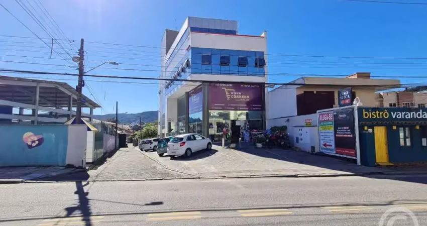 Amplo espaço e localização estratégica para o crescimento do seu negócio