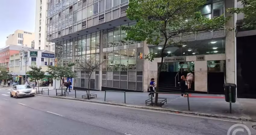 Sala comercial no centro de florianópolis: localização estratégica para o crescimento do seu negócio