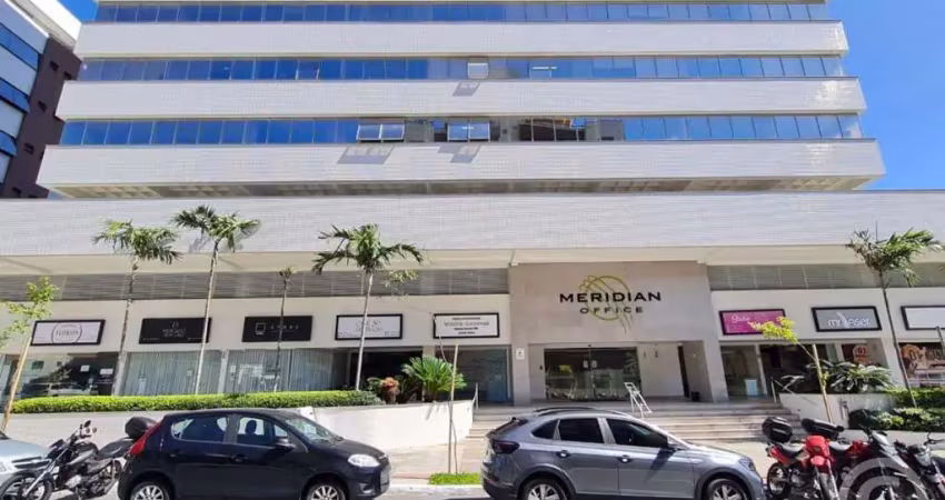 Sala comercial mobiliada em trindade ideal para o crescimento de seu negócio