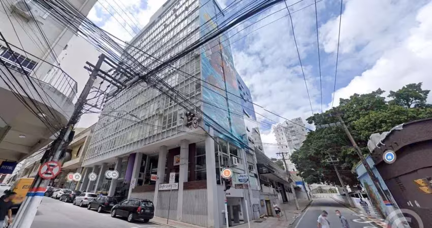 Apartamento mobiliado de 1 quarto para alugar no centro de florianópolis