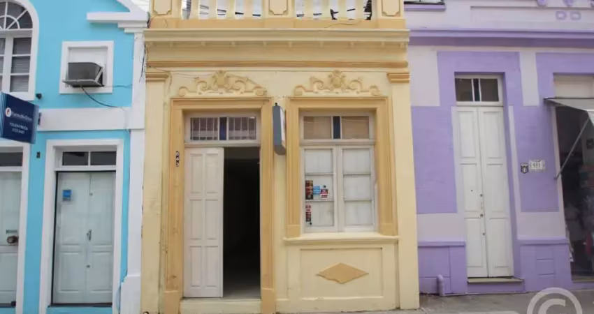 Loja ampla no centro de florianópolis: ideal para empreendedores
