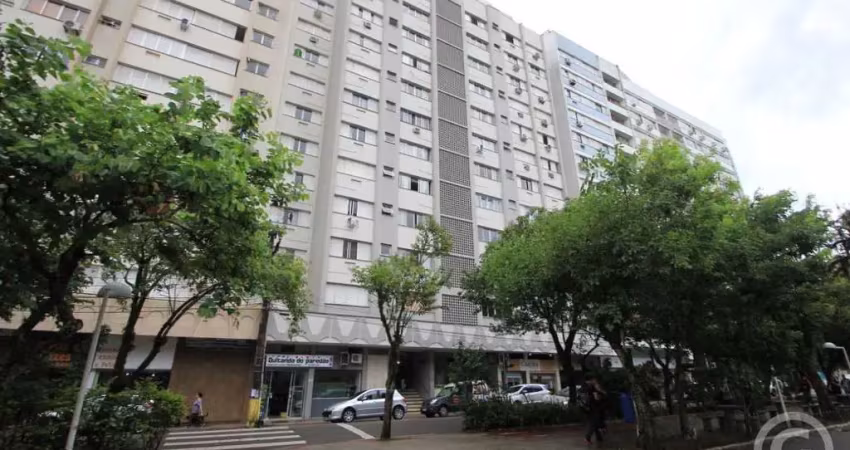 Apartamento semimobiliado no centro de florianópolis: conforto e conveniência
