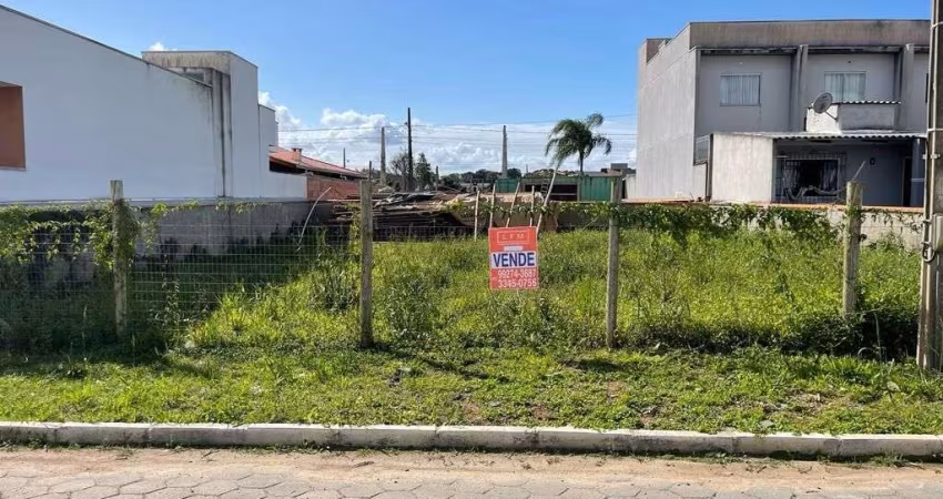 Terreno à venda na Rua Serena, 800, Itacolomi, Balneário Piçarras