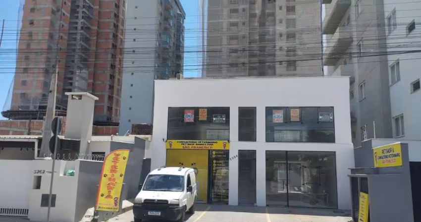 Sala comercial para alugar na Avenida Emanoel Pinto, 3258, Centro, Balneário Piçarras
