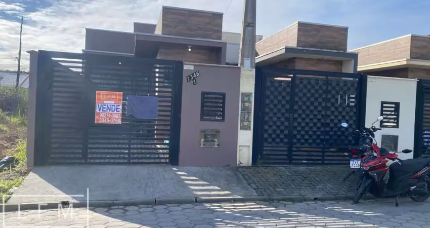 Casa com 2 quartos à venda na Rua Brasília, 1200, Itacolomi, Balneário Piçarras