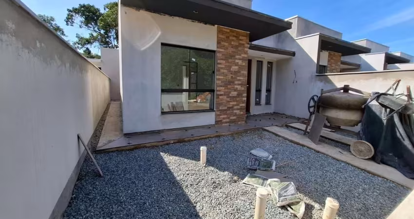 casa térrea geminada na quinta dos açorianos em Barra Velha Sc