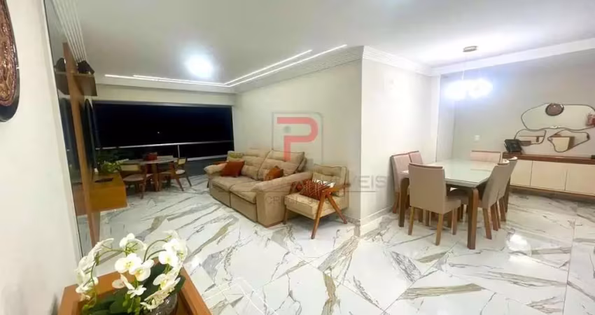 Apartamento a 400m da praia, projetado e com vista mar definitiva