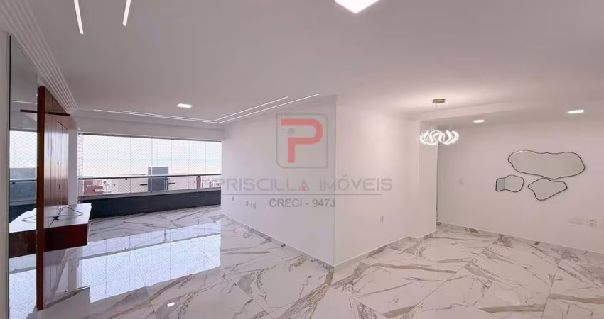 Apartamento a 400m da praia, projetado e com vista mar definitiva