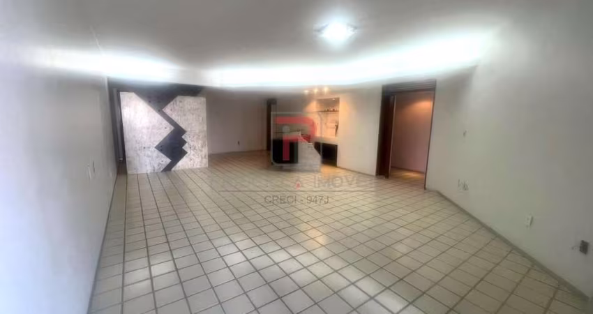 Apartamento a 500M DO MAR COM 3 SUÍTES + DCE!