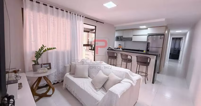 Apartamento a 50m do mar – todo projetado e mobiliado!