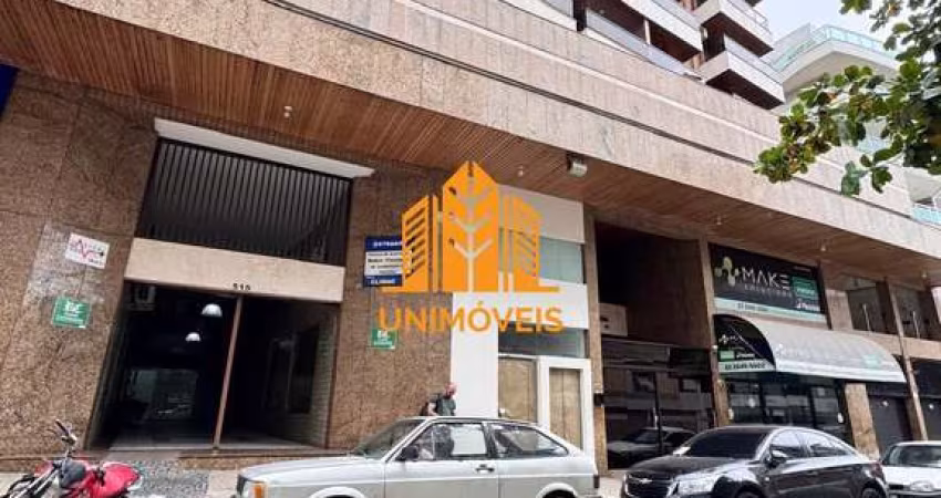 APARTAMENTO COM DOIS QUARTOS SENDO UMA SUÍTE A 100 METROS DA PRAIA DO FORTE