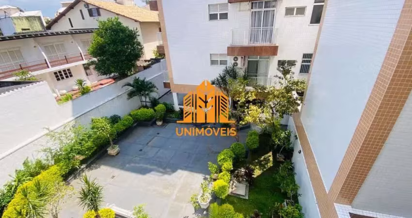 Apartamento a poucos metros da praia do forte