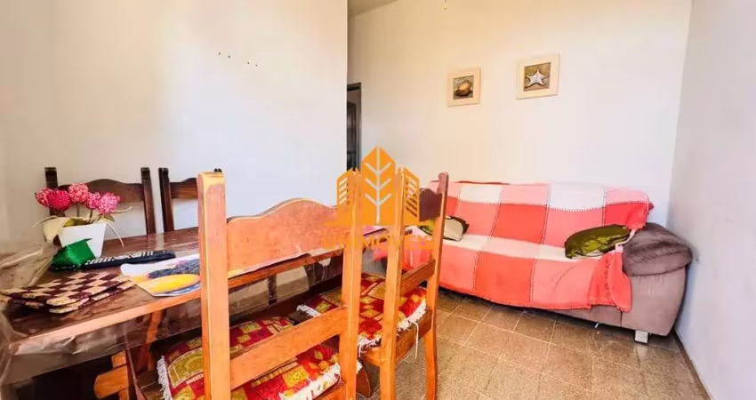 Apartamento de dois quartos na quadra da praia do forte em cabo frio