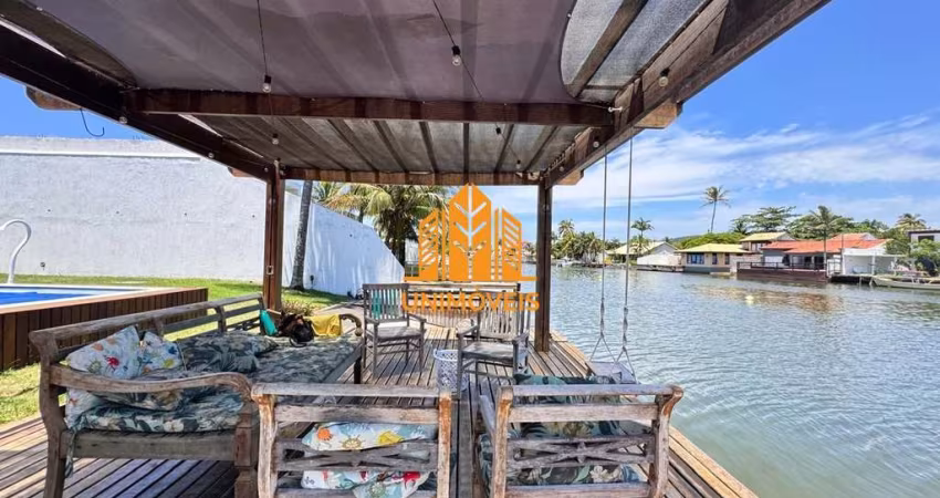 Casa linear com três suítes na ogiva canal navegável 100% em Cabo Frio